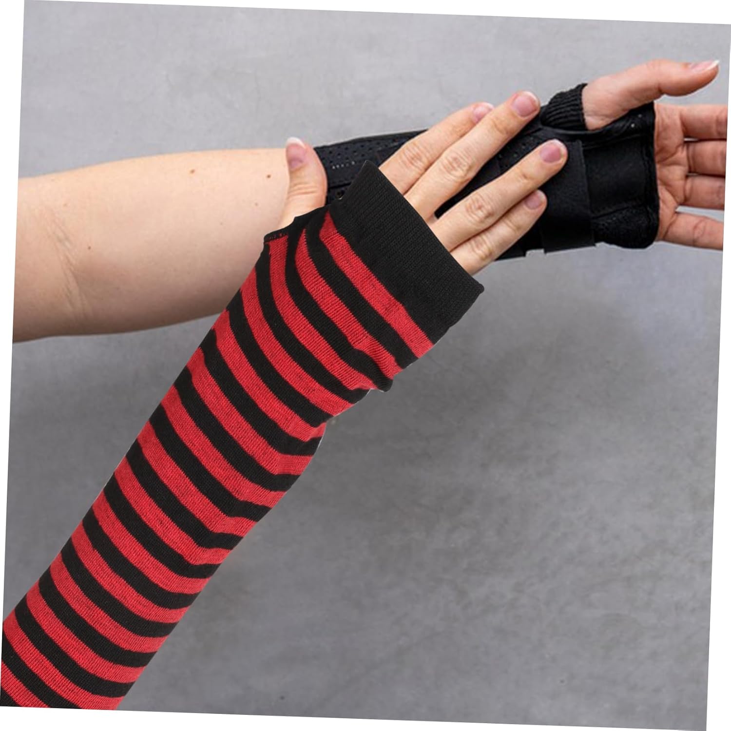 VANZACK Womens Knitted Fingerless Gloves with Striped Design