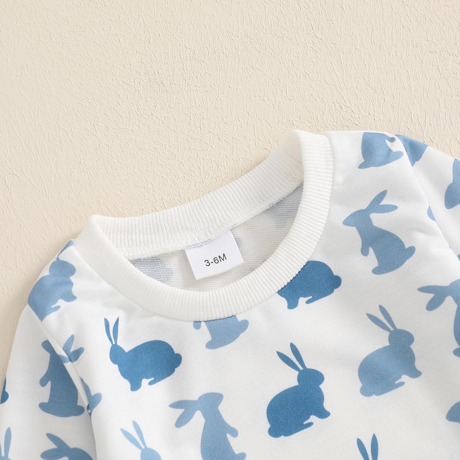 Bunny Long sleeve sweater and pants set for babies